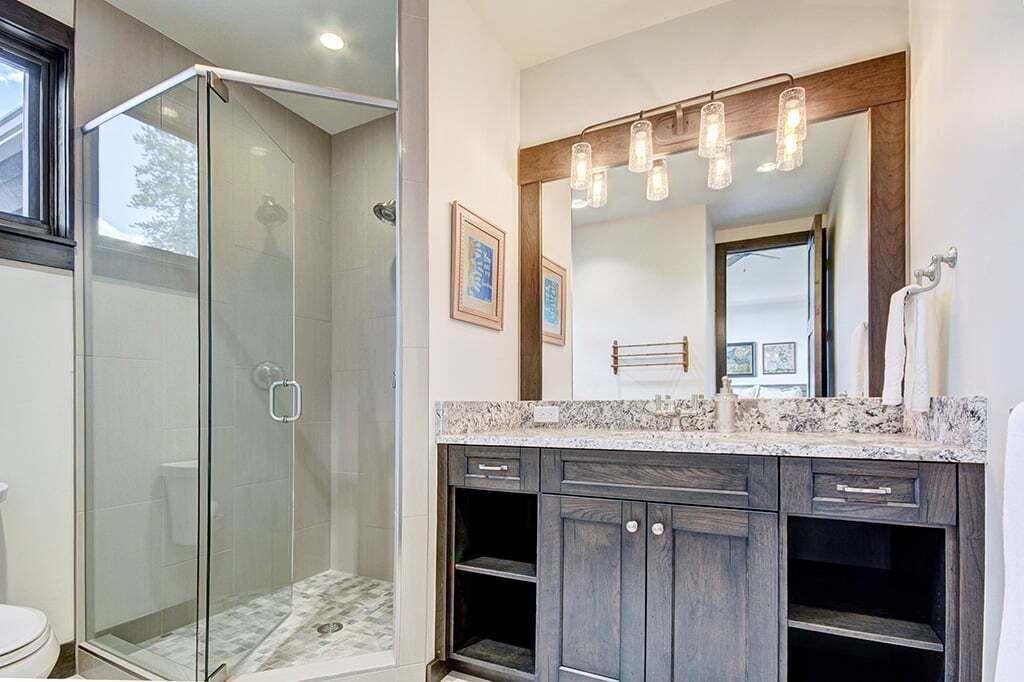 Photo of Bathroom in Warrior's Mark West