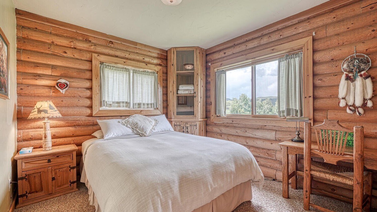 Photo of Bedroom in Howard