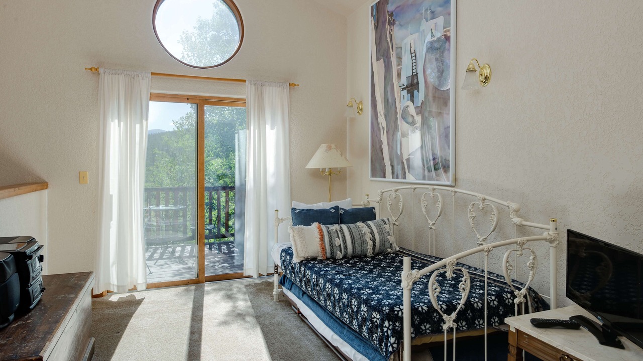 Photo of Livingroom in Breckenridge