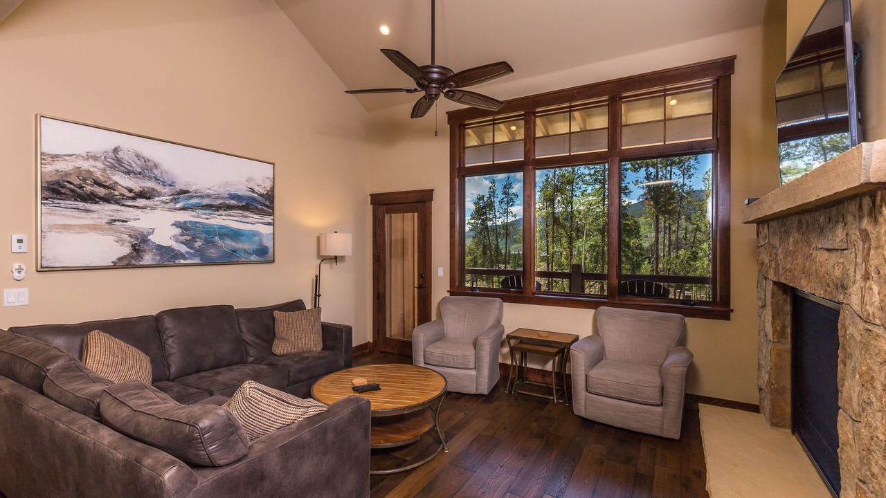 Photo of Livingroom in Keystone