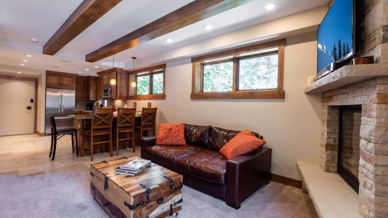 Photo of Livingroom in Vail