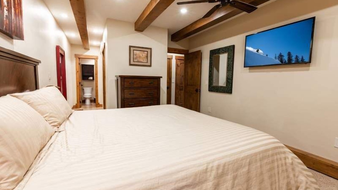Photo of Bedroom in Vail