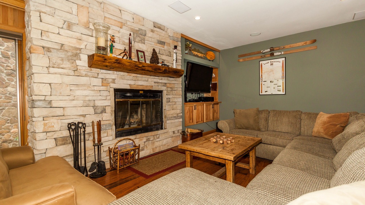 Photo of Livingroom in Mountain House