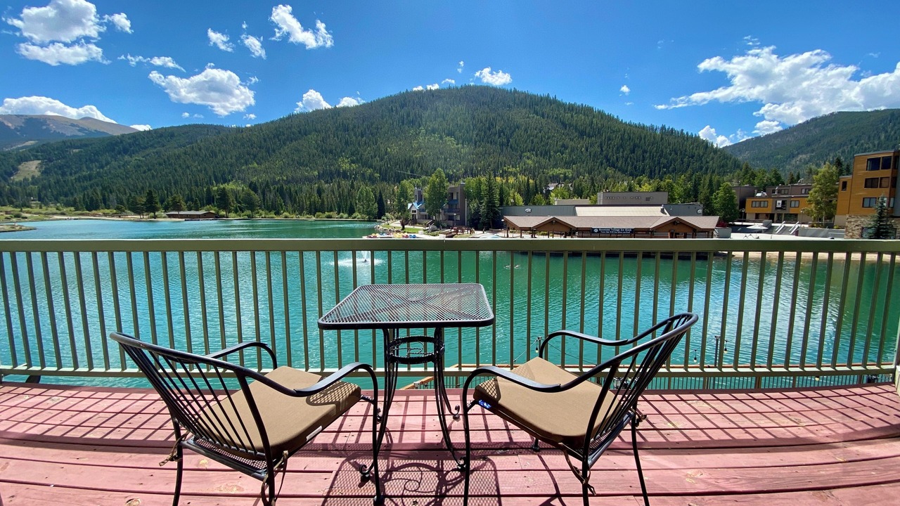 Photo of Patio Balcony in Lakeside Village