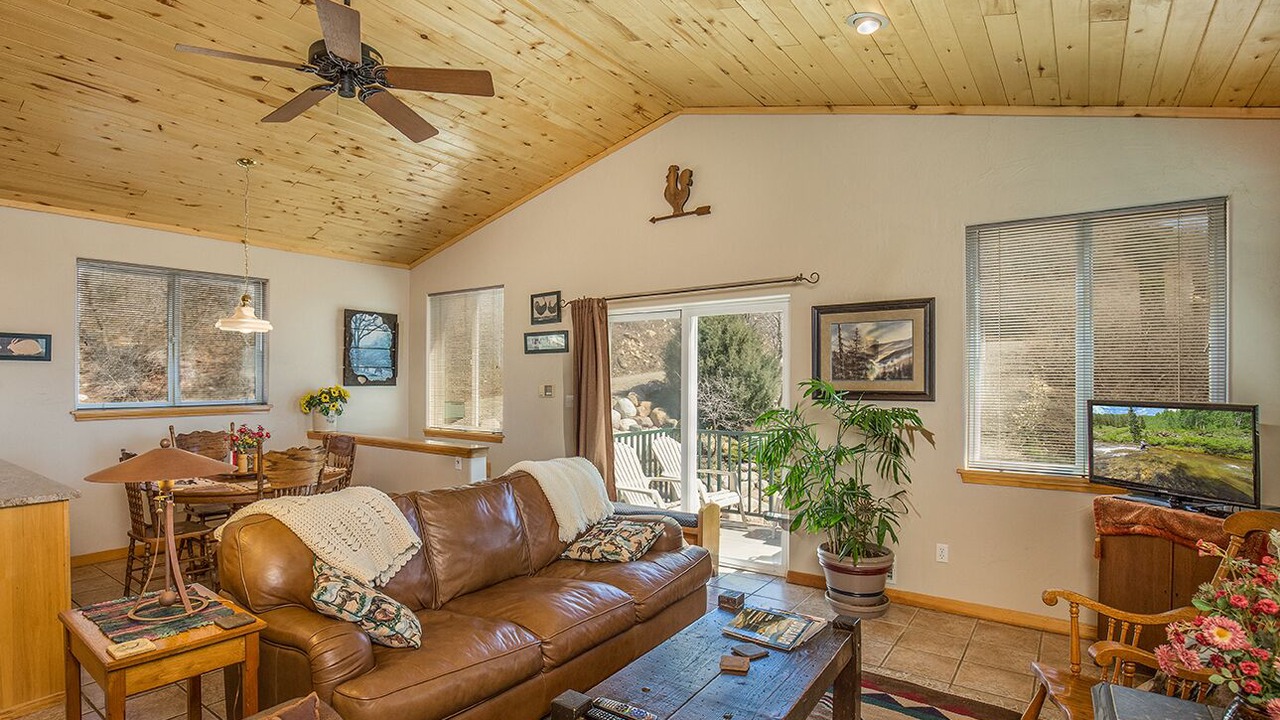 Photo of Livingroom in Durango