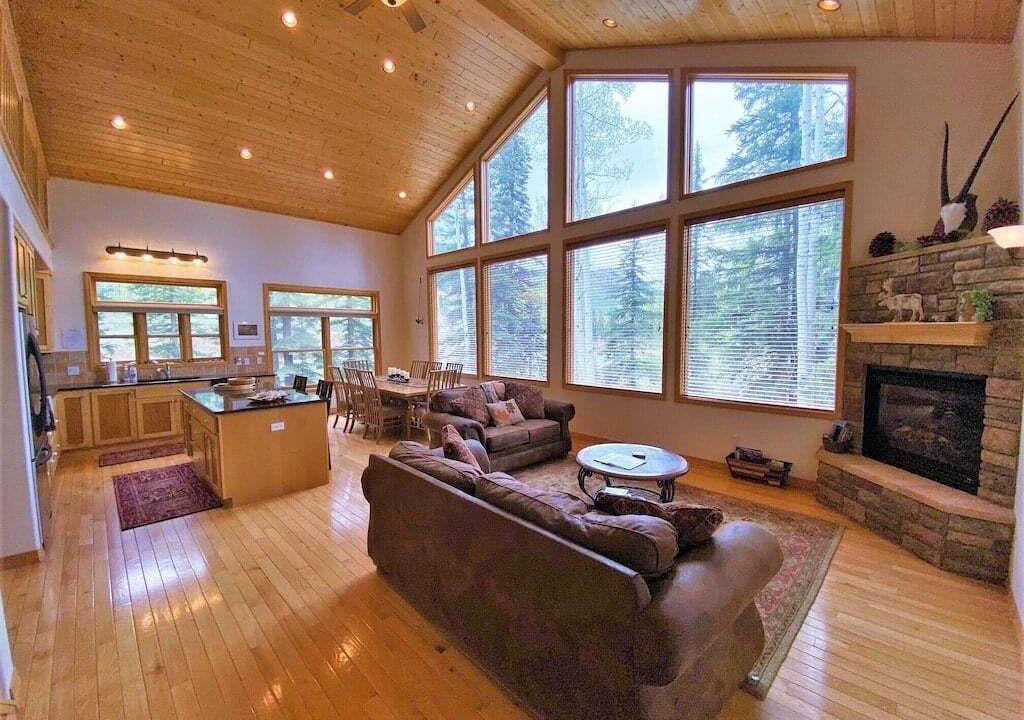 Photo of Bedroom in Columbine Lake