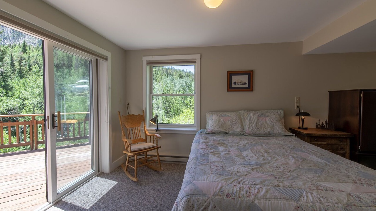Photo of Bedroom in Garfield