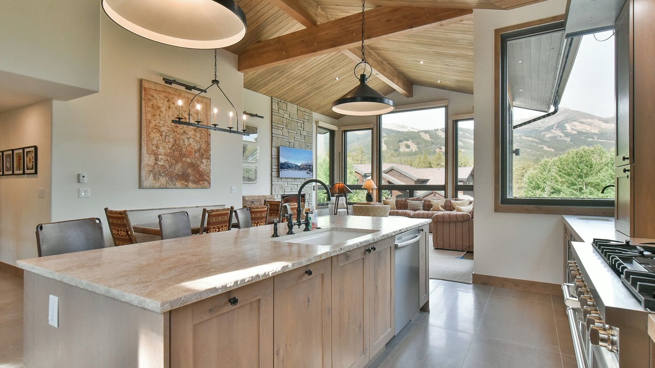 Photo of Kitchen in Warrior's Mark West