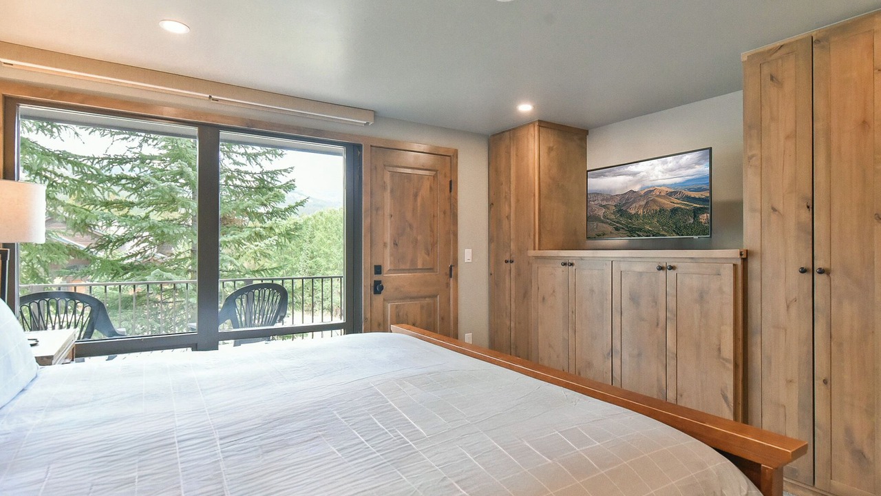 Photo of Bedroom in Warrior's Mark West