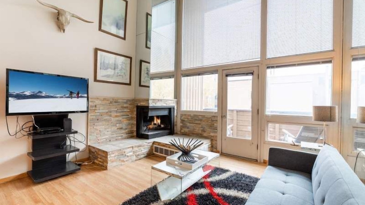Photo of Livingroom in Vail