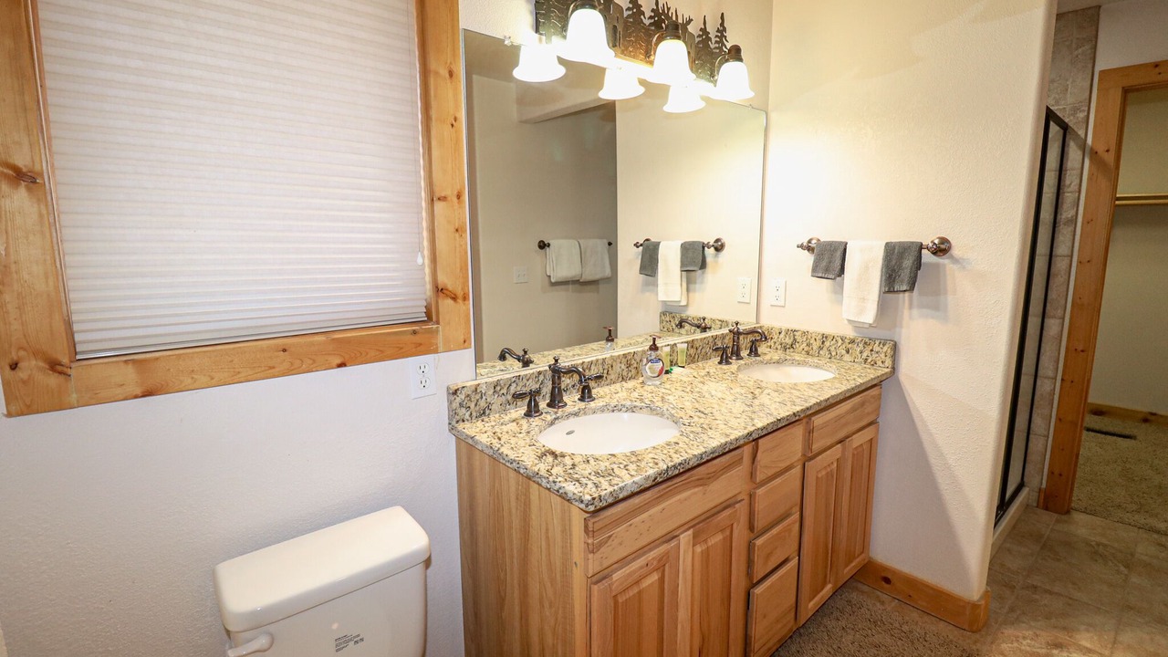Photo of Bathroom in Grand Lake