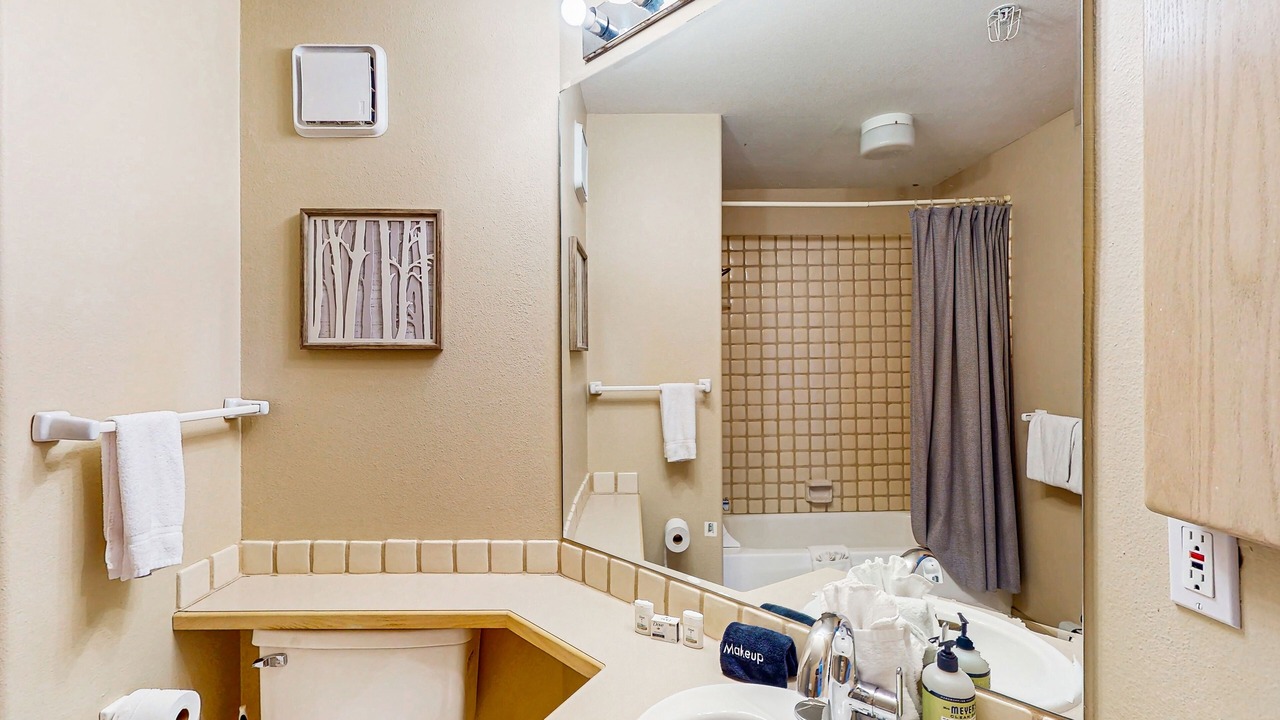 Photo of Bathroom in Wildernest