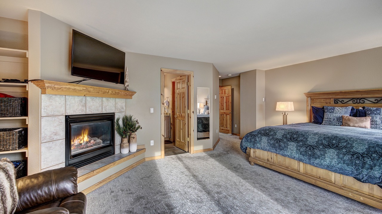 Photo of Livingroom in Warrior's Mark
