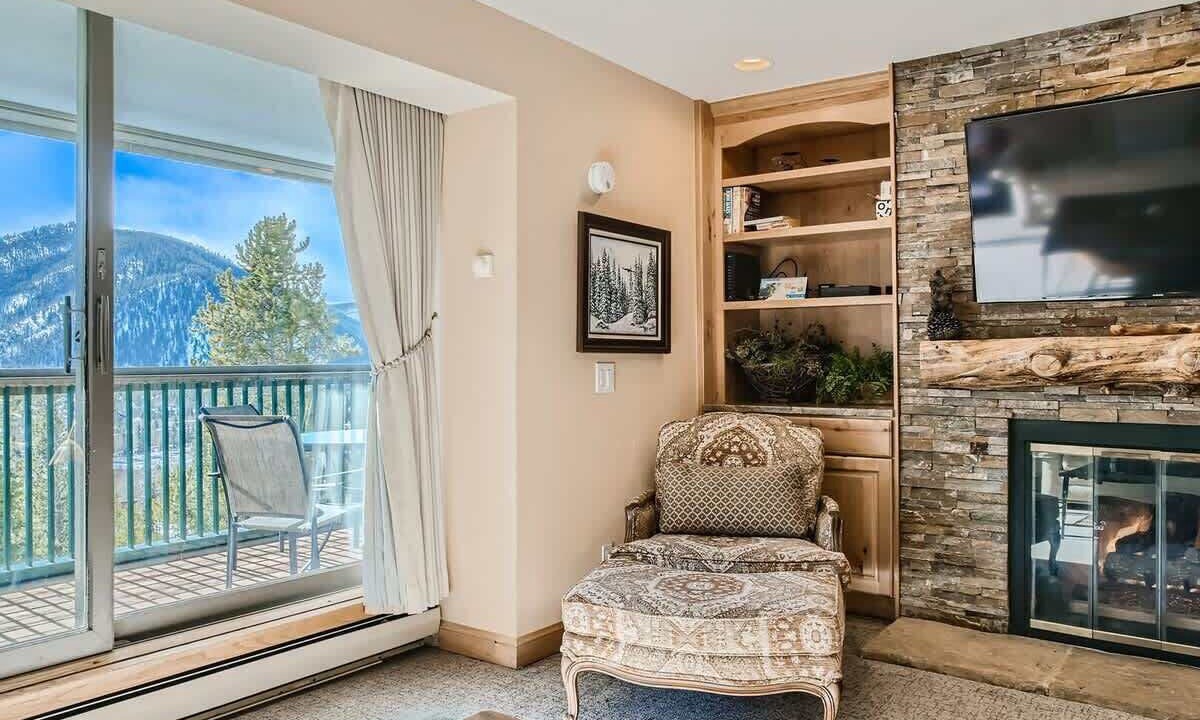 Photo of Livingroom in Keystone