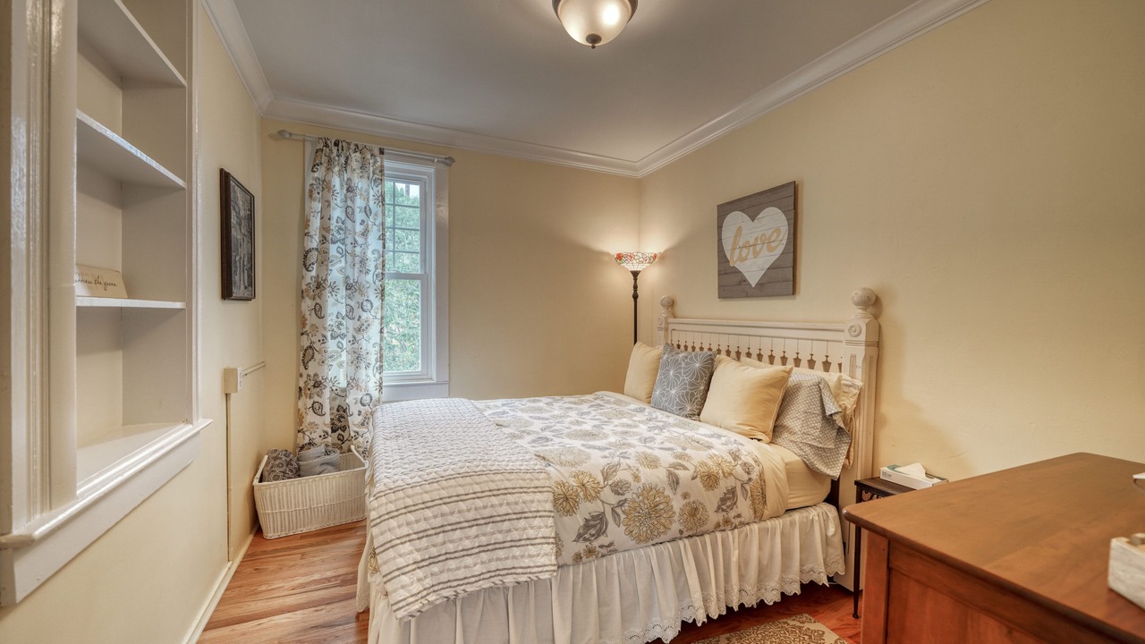 Photo of Bedroom in Salida