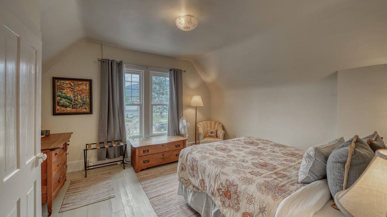Photo of Bedroom in Salida