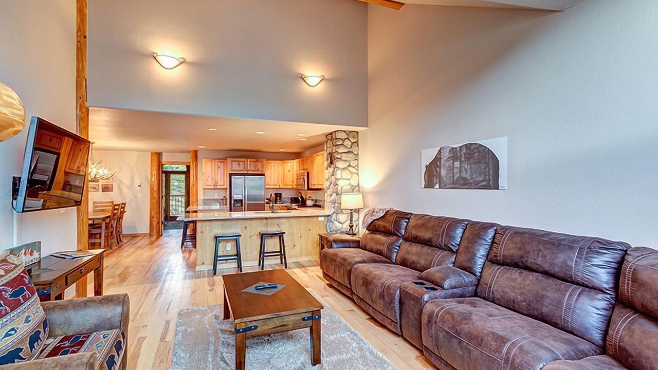 Photo of Livingroom in Four O'Clock