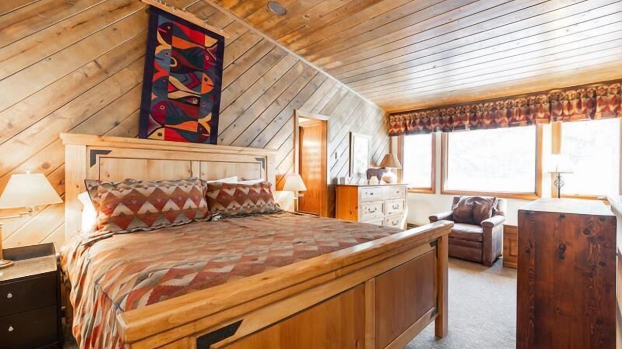 Photo of Bedroom in Intermountain