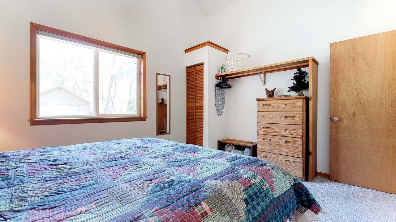 Photo of Bedroom in Carbondale
