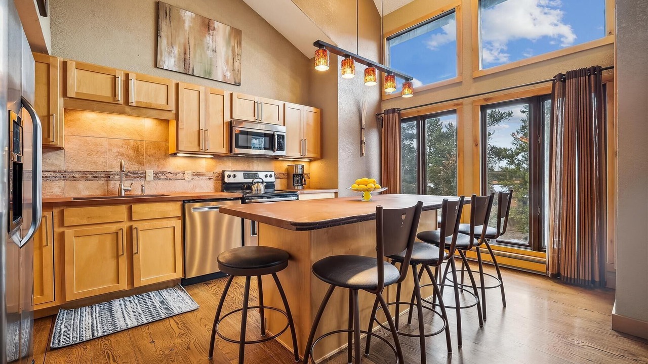Photo of Kitchen in Four O'Clock