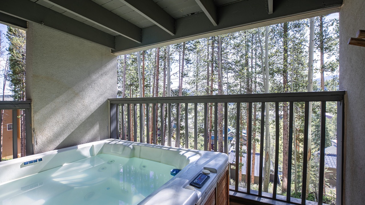 Photo of Outdoor in Peak 9