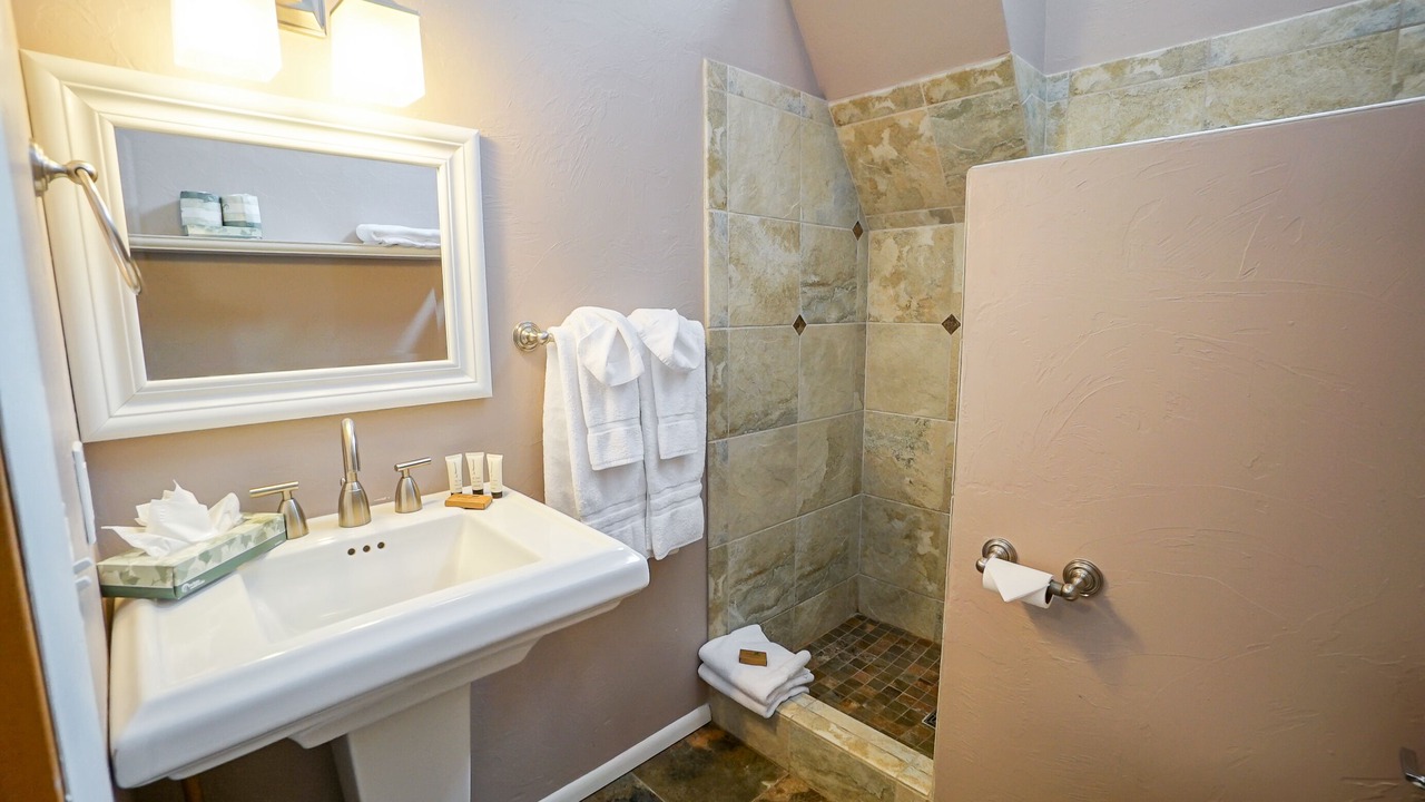 Photo of Bathroom in Warrior's Mark