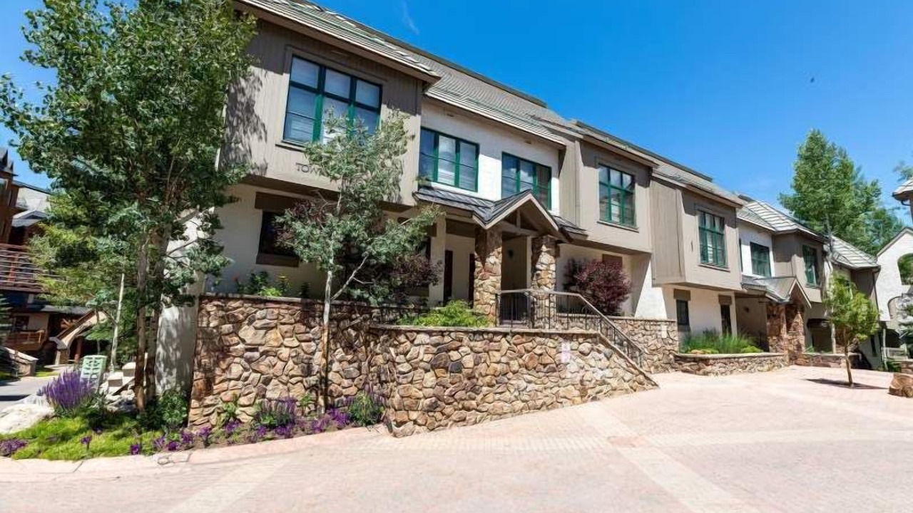 Photo of Outdoor in Highlands Townhomes