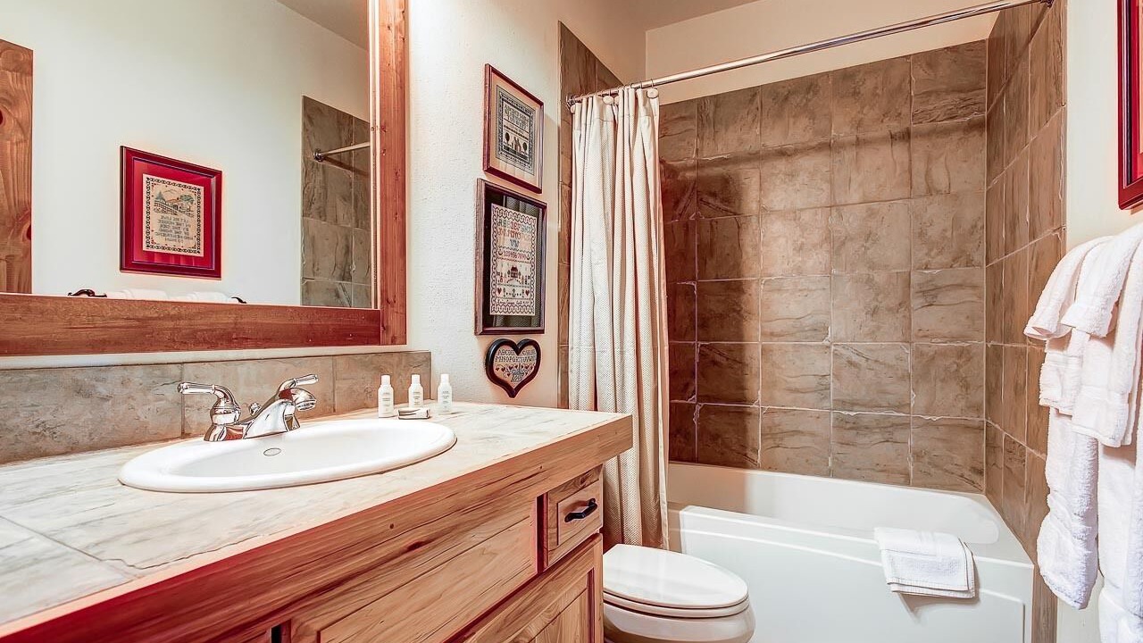 Photo of Bathroom in Vista Point