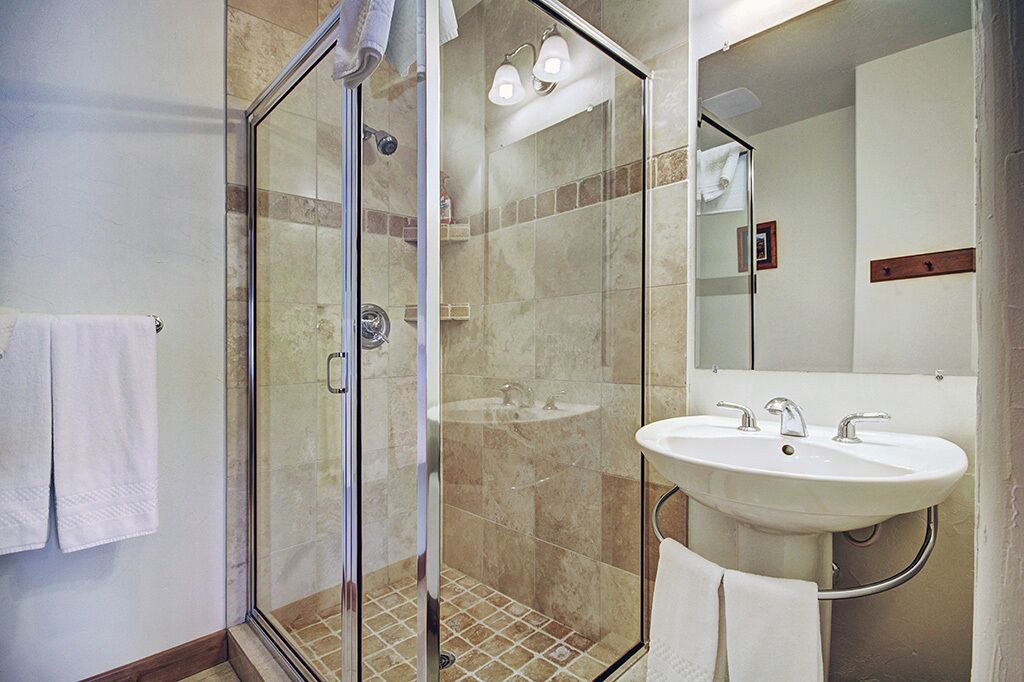 Photo of Bathroom in Fairways