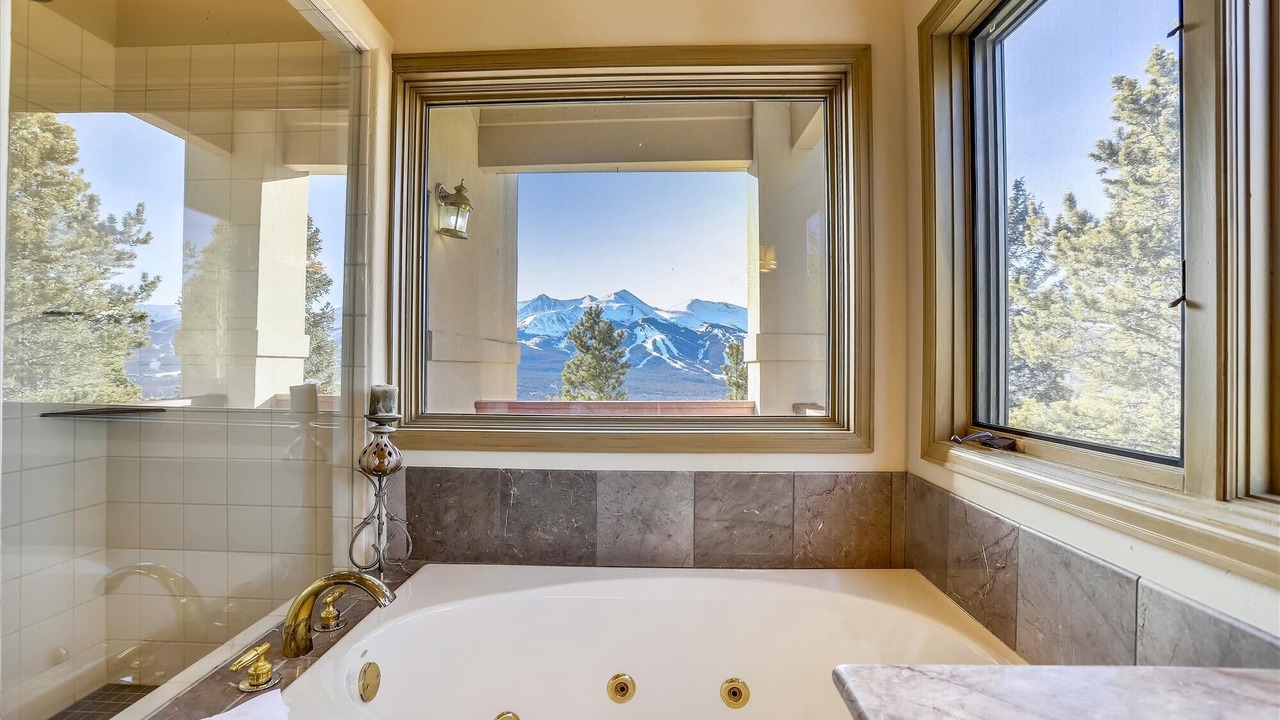 Photo of Bathroom in Baldy Mountain