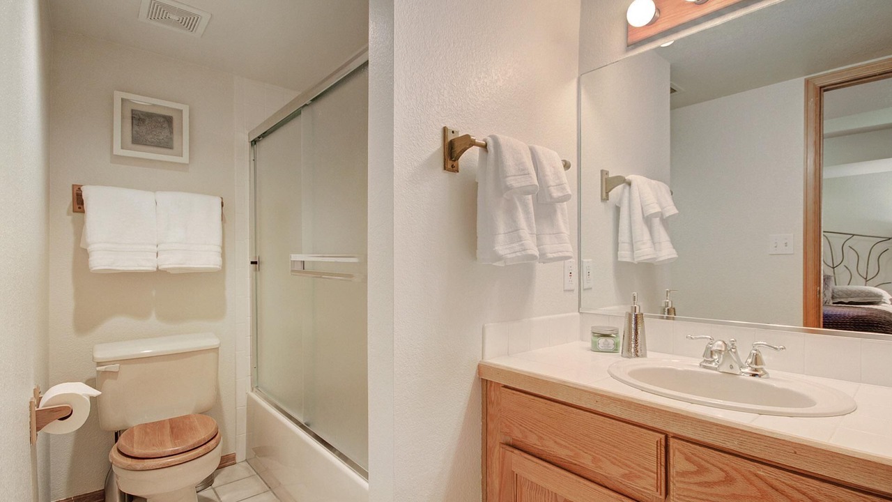 Photo of Bathroom in Warrior's Mark