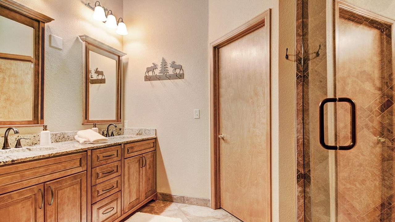 Photo of Bathroom in Warrior's Mark