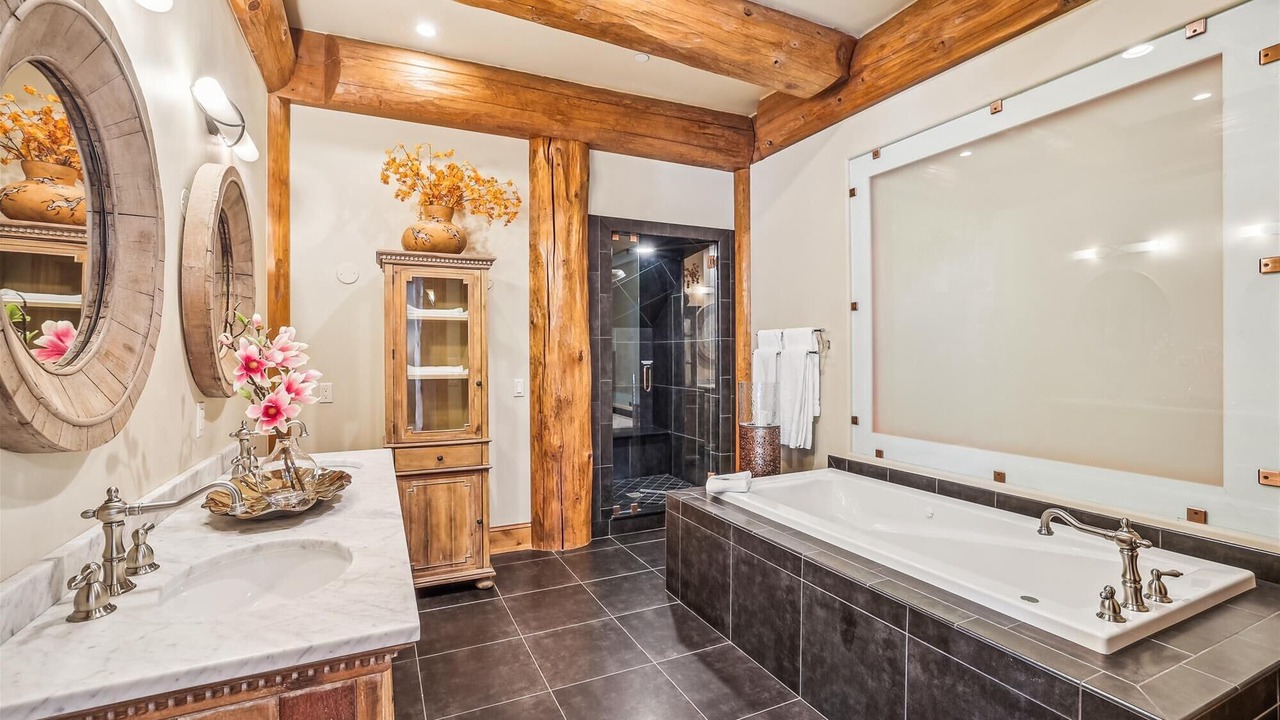 Photo of Bathroom in Baldy Mountain