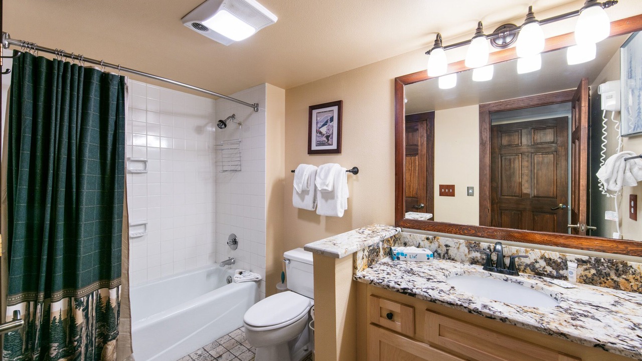 Photo of Bathroom in Lakeside Village