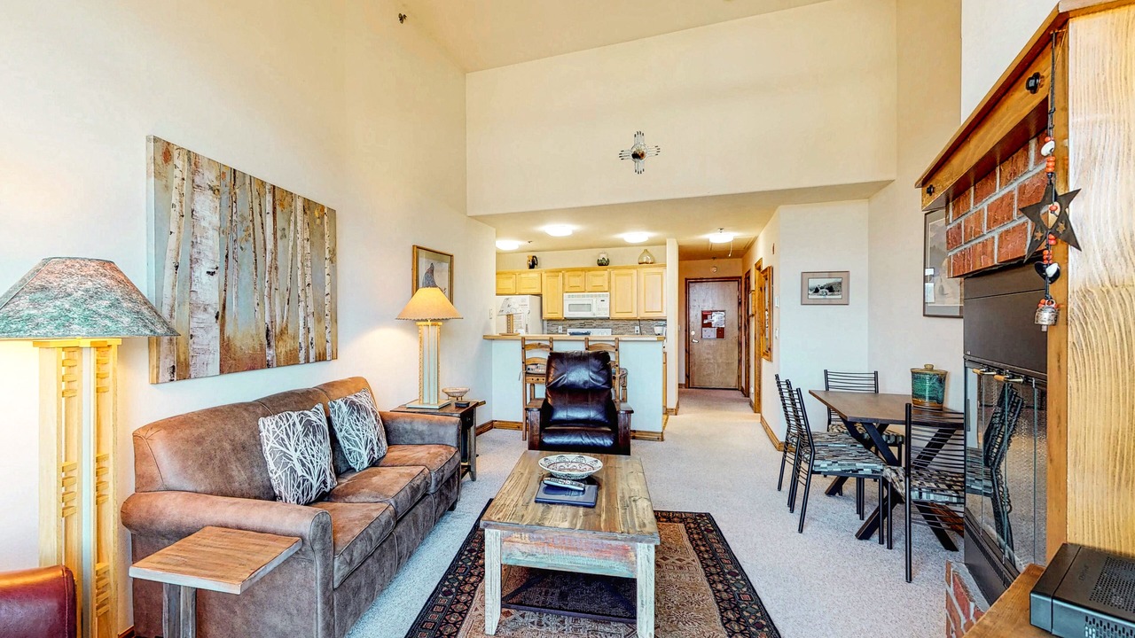 Photo of Livingroom in Dillon