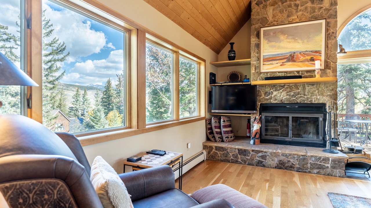 Photo of Livingroom in Keystone