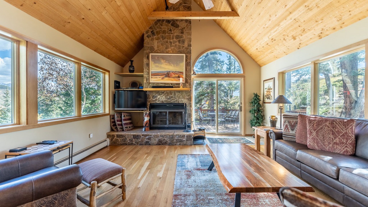 Photo of Livingroom in Keystone