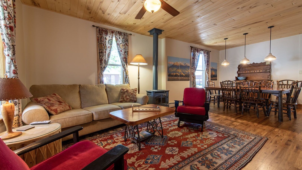 Photo of Livingroom in Salida