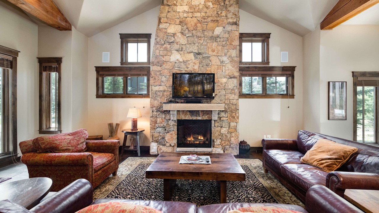 Photo of Livingroom in Fairmount On The River