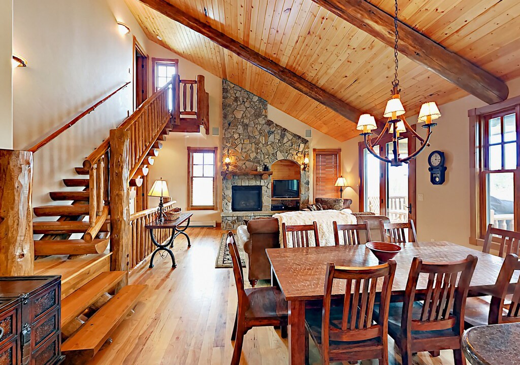Photo of Livingroom in Fraser