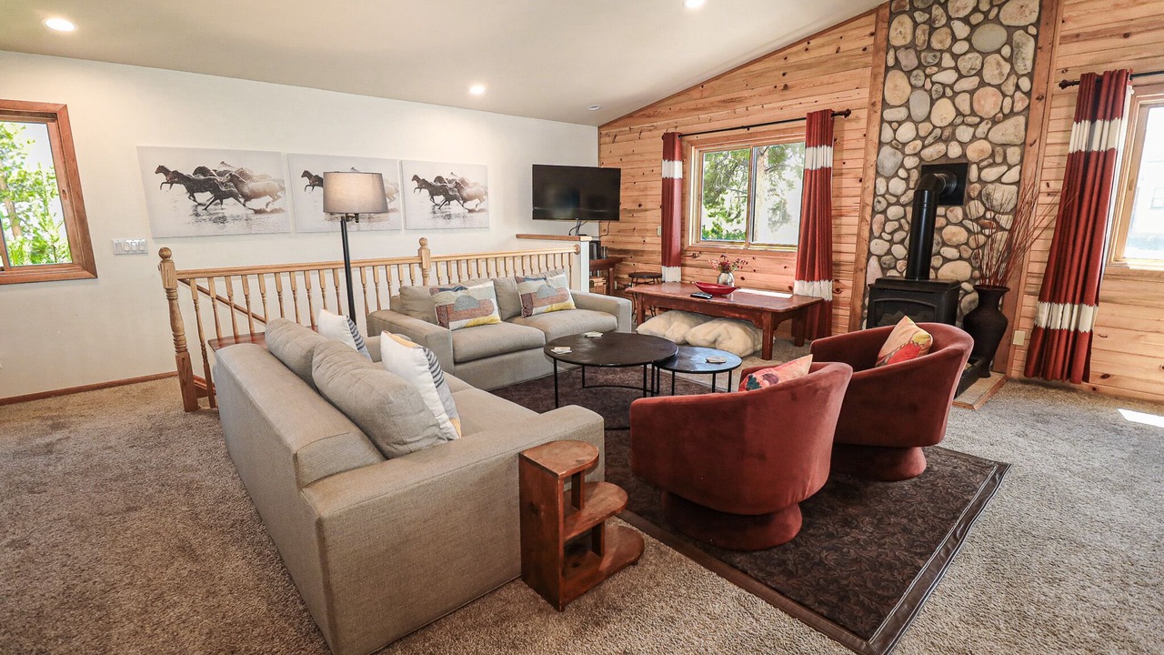 Photo of Livingroom in Grand Lake