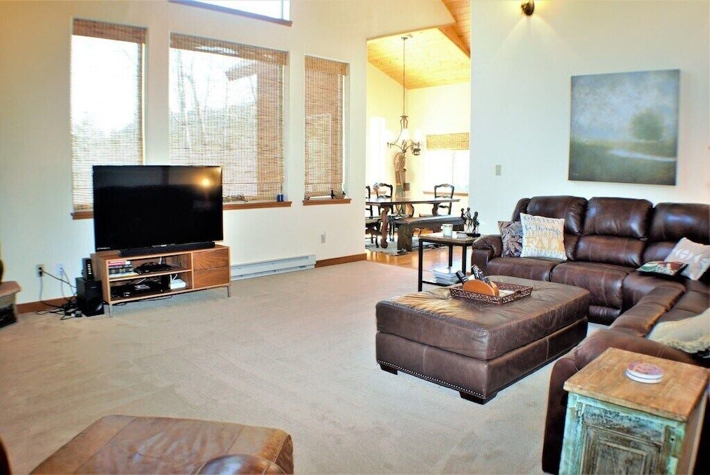 Photo of Livingroom in Bayfield