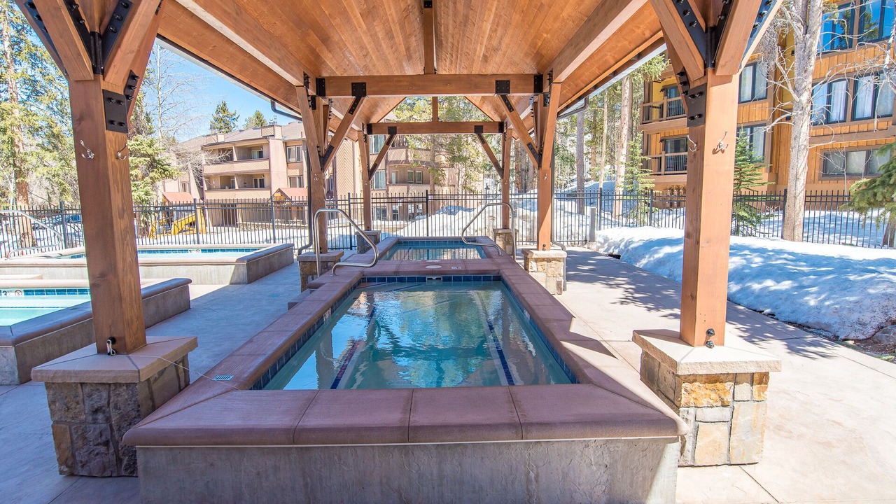 Photo of Outdoor in Peak 9
