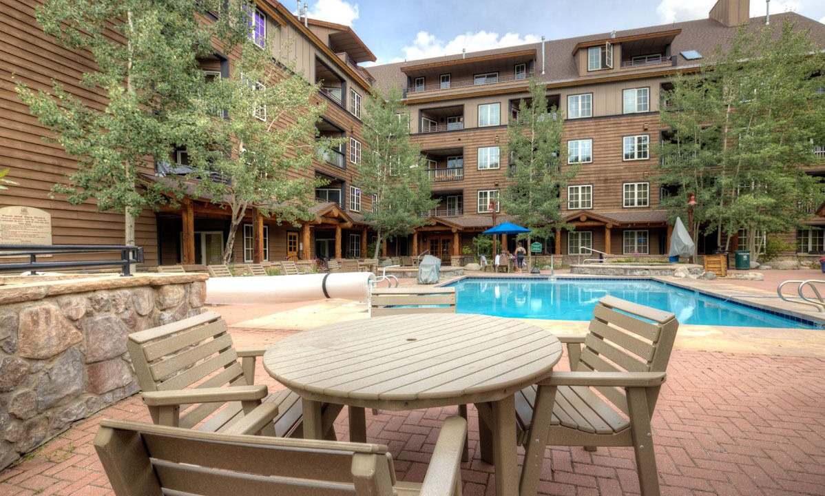 Photo of Outdoor in River Run