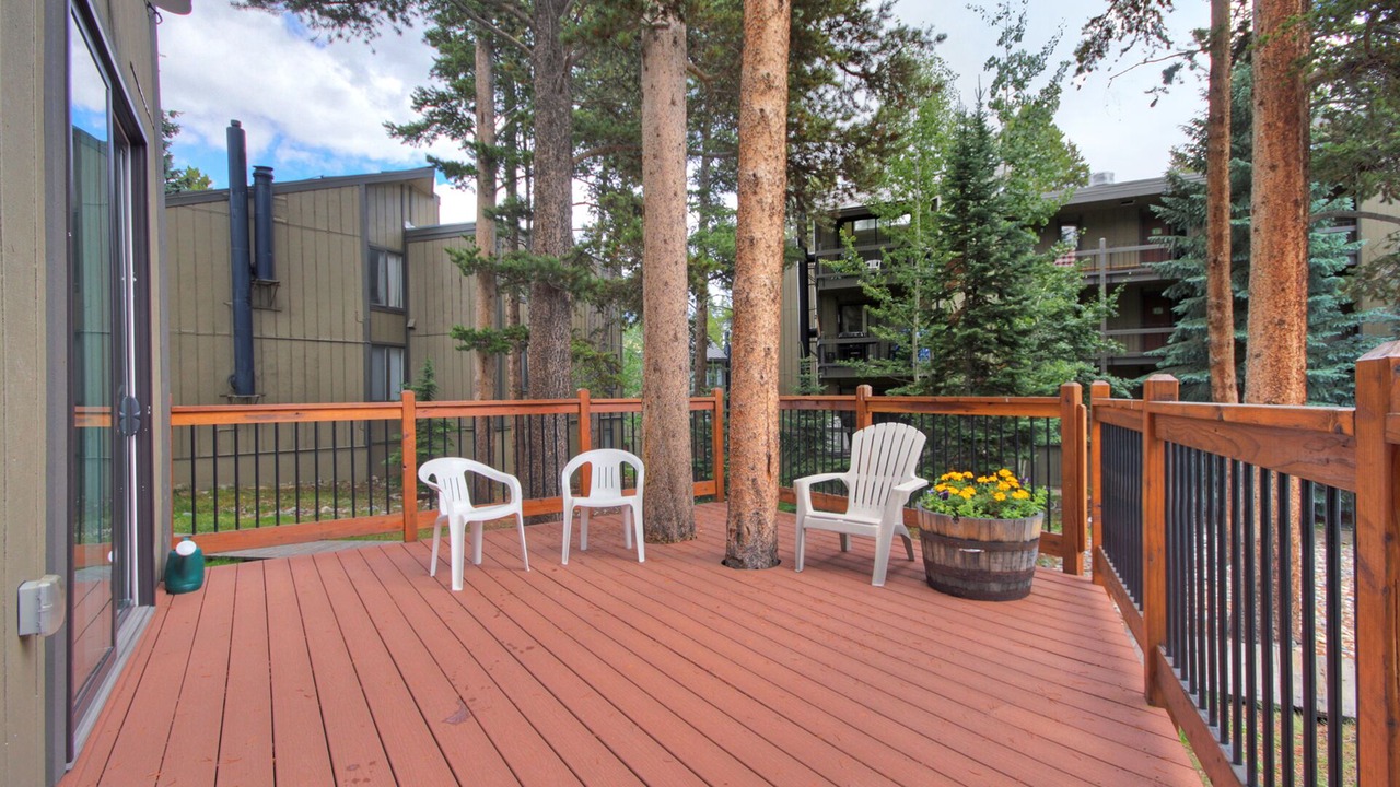 Photo of Patio Balcony in Peak 8
