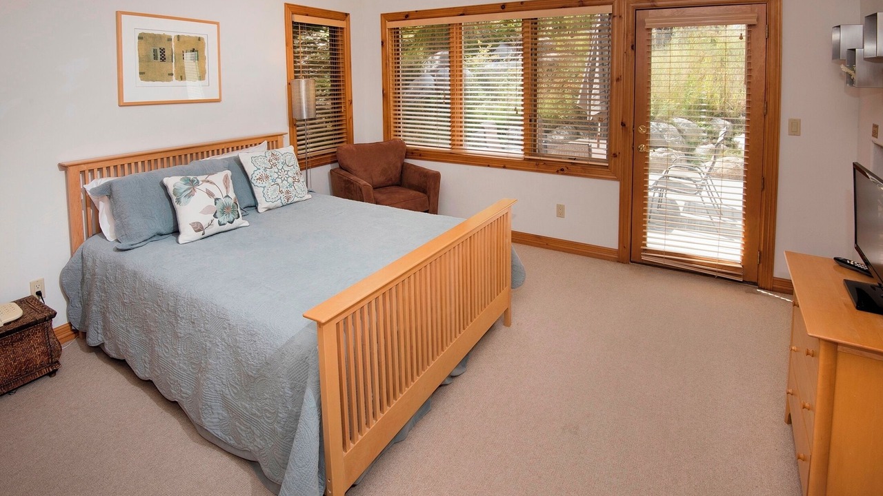 Photo of Bedroom in Edwards