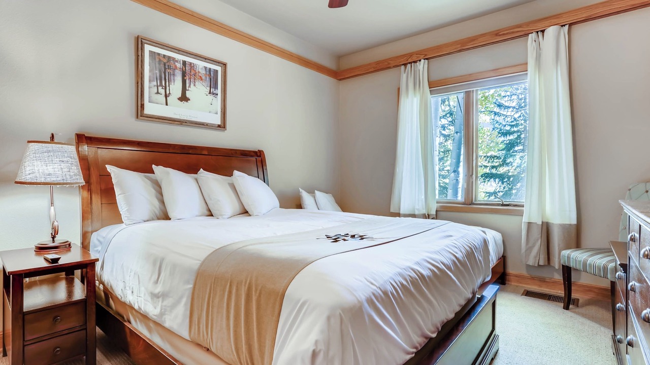 Photo of Bedroom in Mountain House