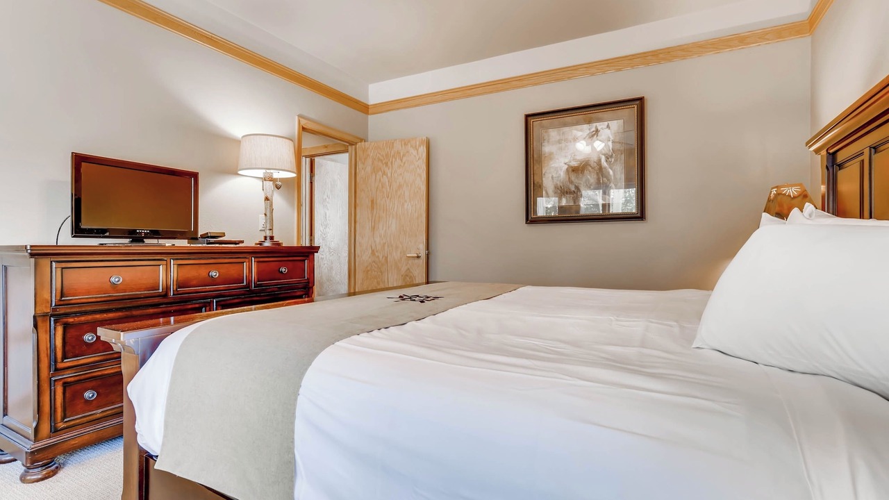 Photo of Bedroom in Mountain House