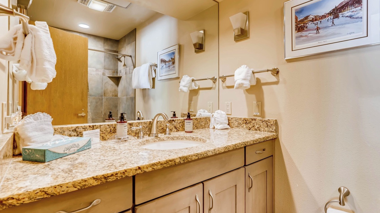 Photo of Bathroom in Mountain House