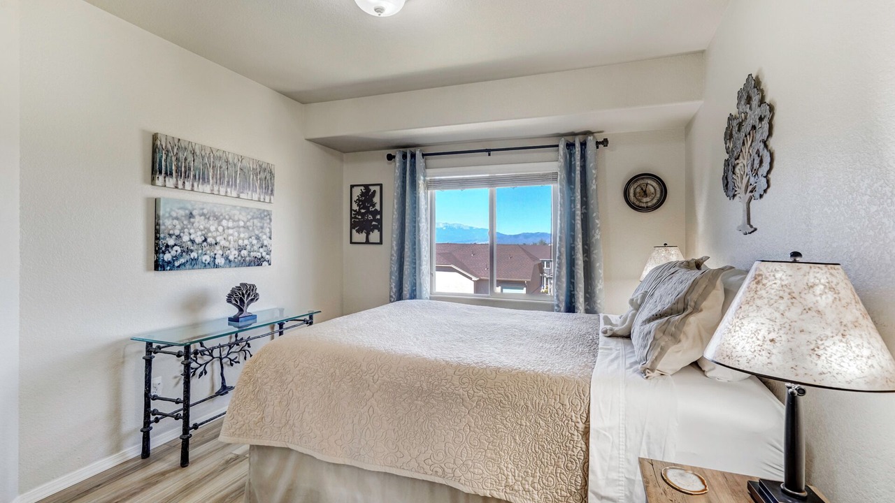 Photo of Bedroom in Colorado Springs